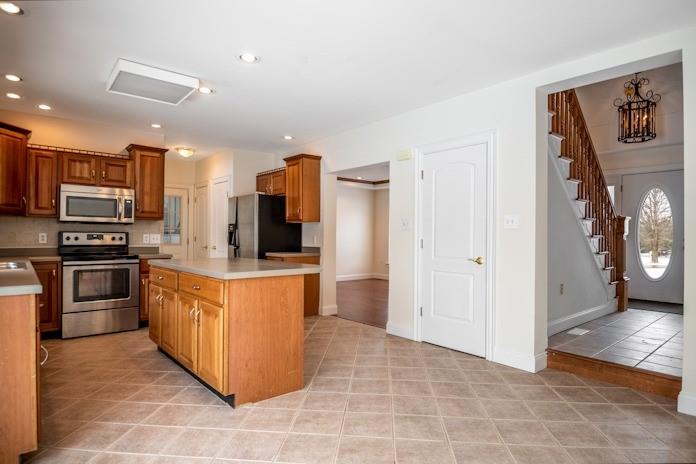 3800 Lamor Road Hermitage, PA 16148 - Photo 6 of 25 Gallery Image 6