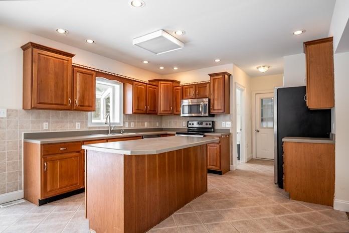 3800 Lamor Road Hermitage, PA 16148 - Photo 7 of 25 Gallery Image 7