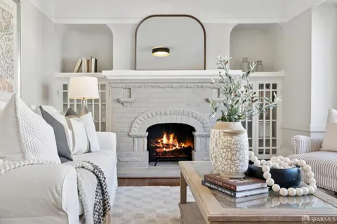 $988,000 | 130 Brazil Avenue, San Francisco, CA 94112