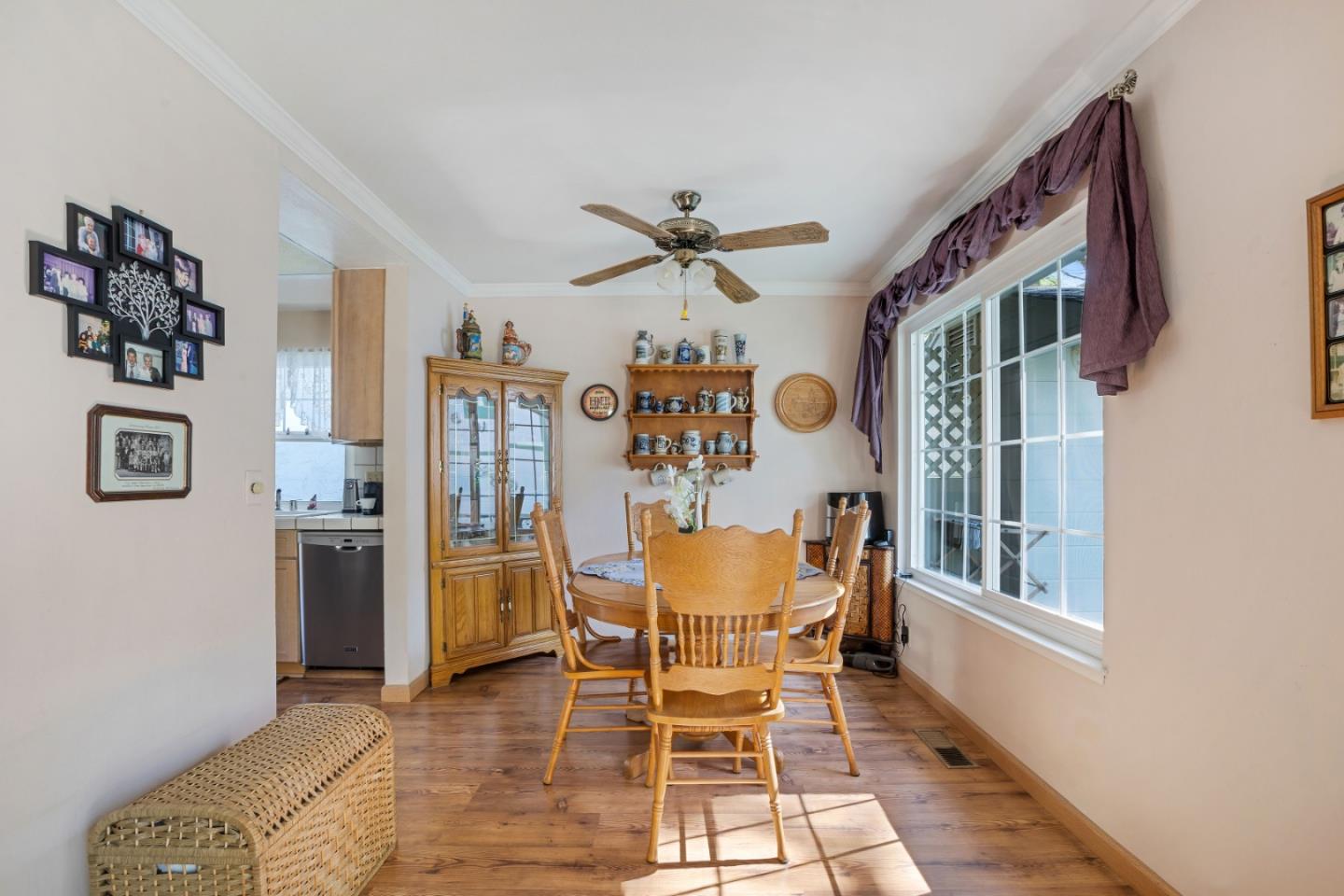 1128 Oddstad Boulevard Pacifica, CA 94044 - Photo 5 of 35 a dining room with furniture and window