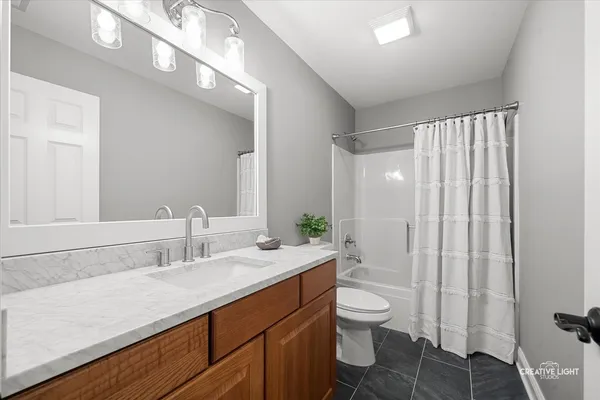 $650,000 | 3534 Hidden Fawn Drive, Elgin, IL 60124