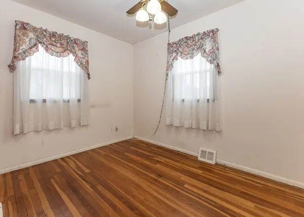 $109,500 | 308 North Stewart Street, Geneseo, IL 61254
