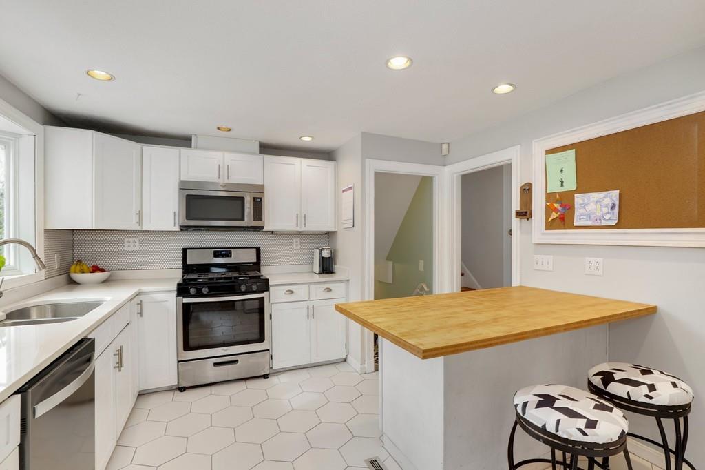 220 Robert Road Dedham, MA 02026 - Photo 10 of 32 Gallery Image 10