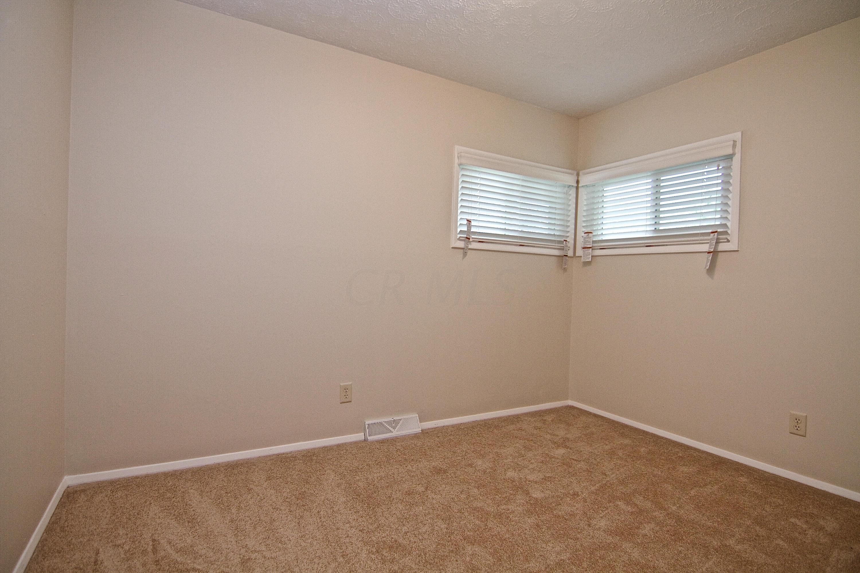550 East Johnstown Road Gahanna, OH 43230 - Photo 14 of 18