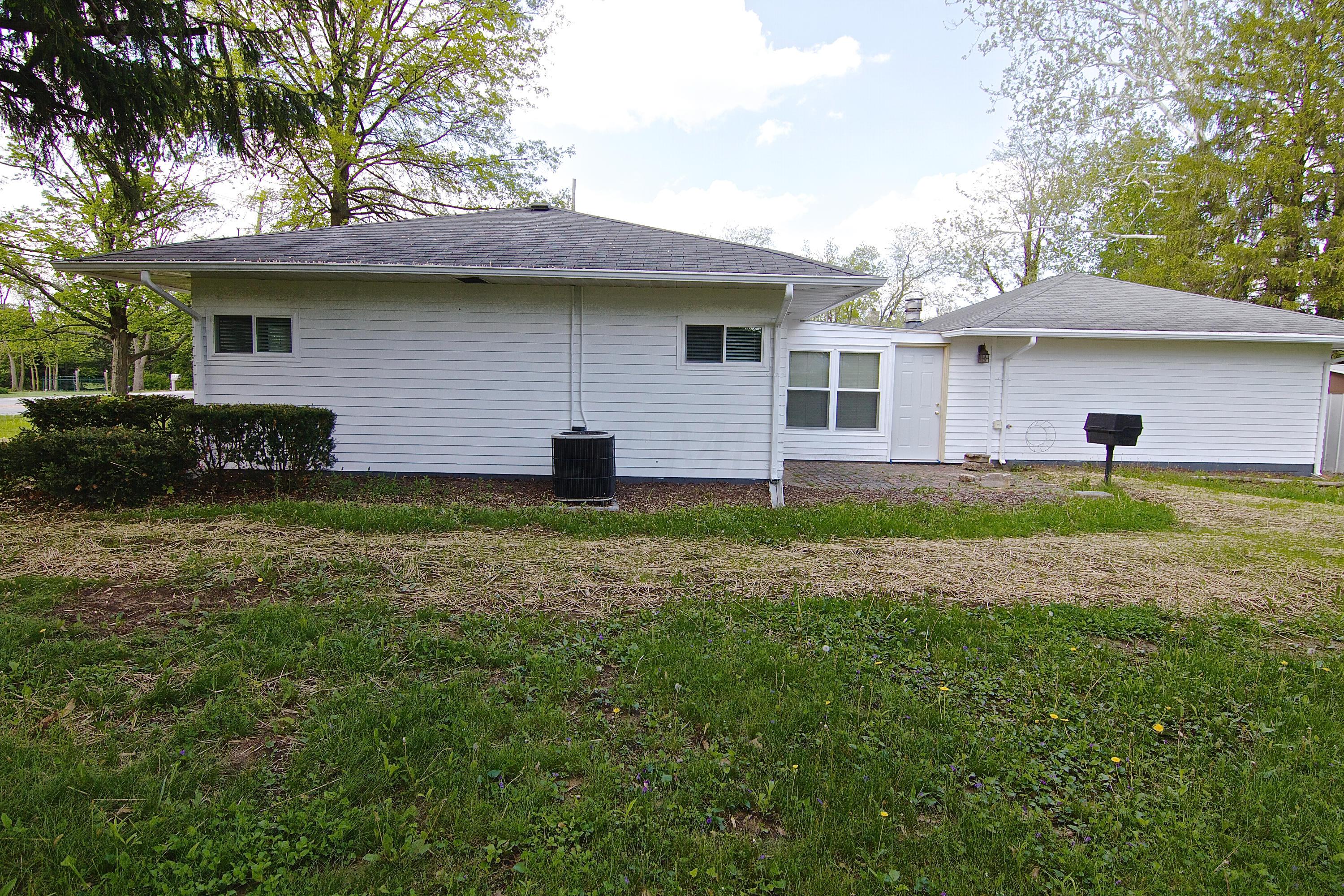 550 East Johnstown Road Gahanna, OH 43230 - Photo 2 of 18