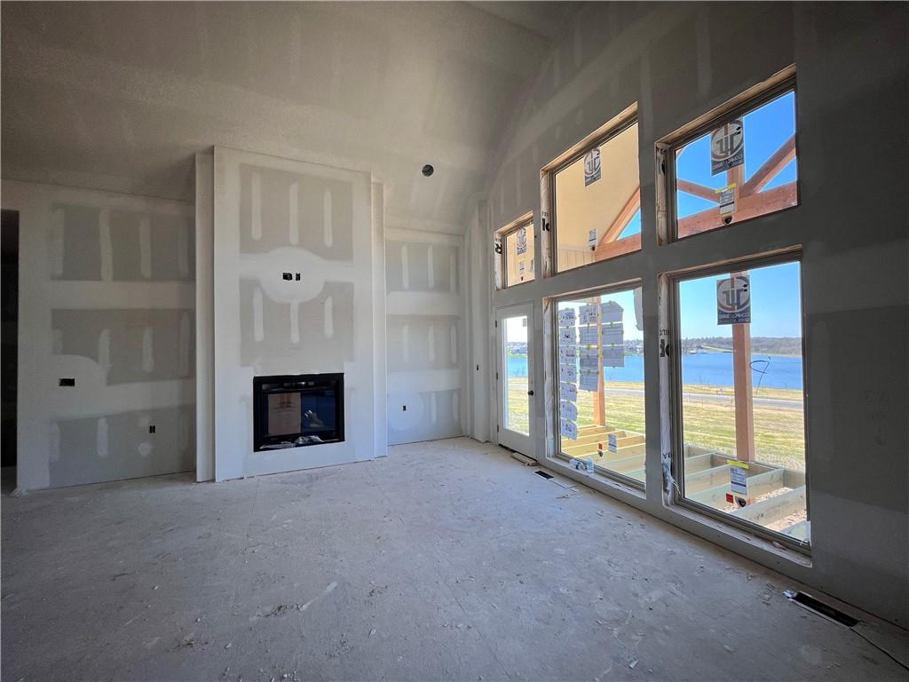 1628 Hanover Lane Raymore, MO 64083 - Photo 7 of 29