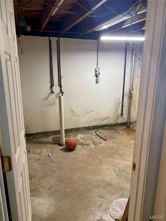 801 Elsworth Place Ferguson, MO 63135 - Photo 17 of 22