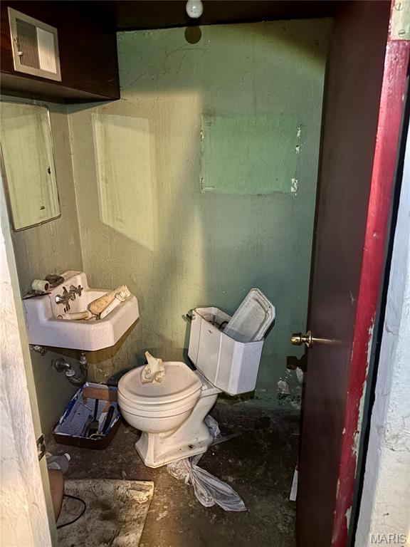 801 Elsworth Place Ferguson, MO 63135 - Photo 20 of 22