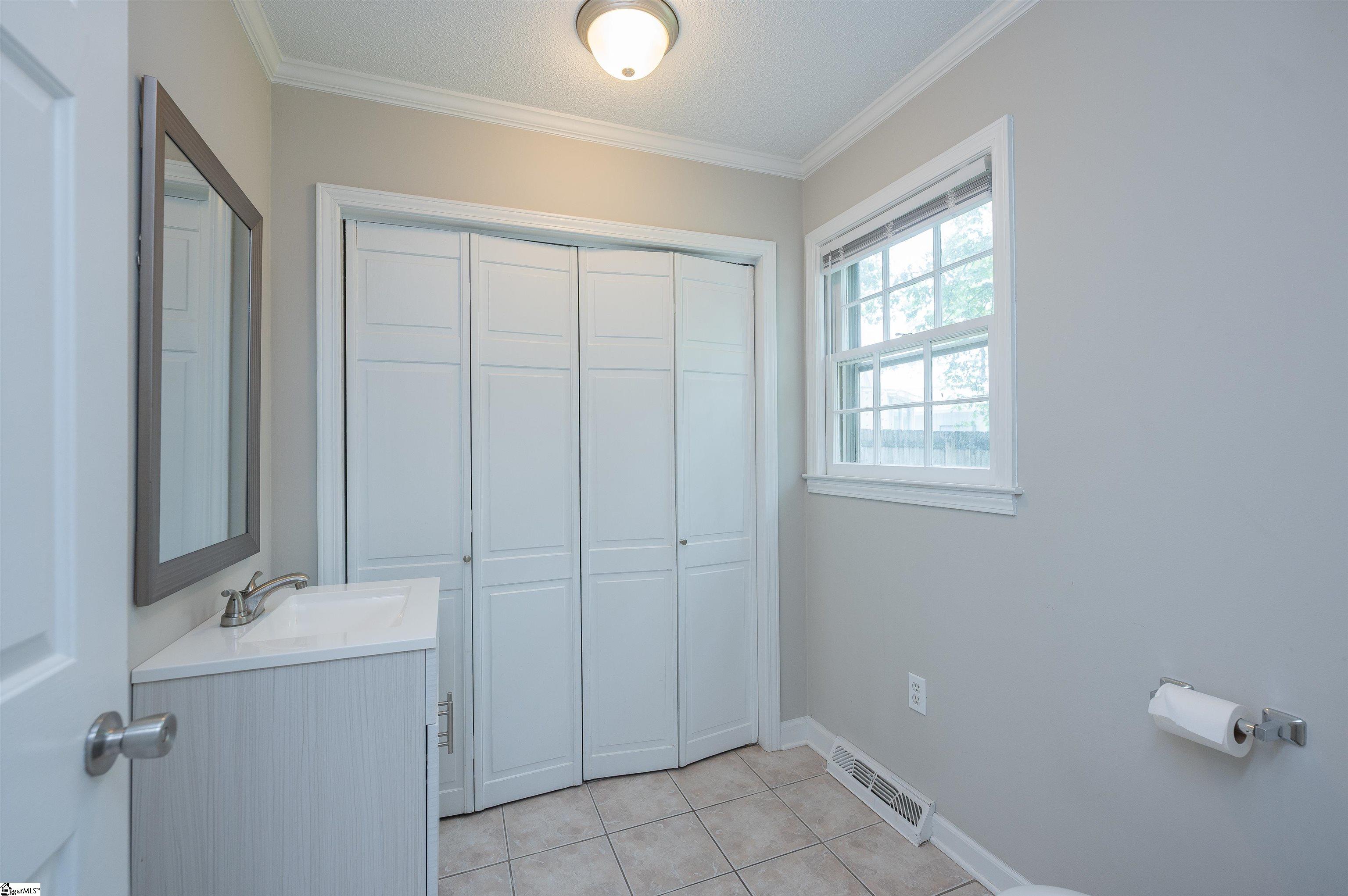 107 Longstreet Drive Greer, SC 29650 - Photo 18 of 33