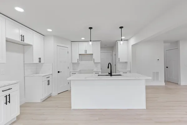 $319,700 | 2004 Grn Acrs Drive, Adrian, MI 49221