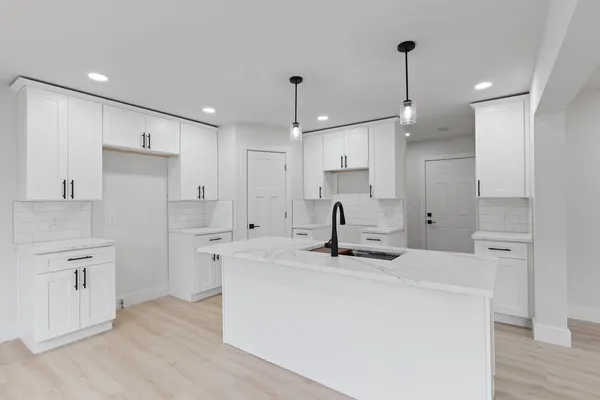 $319,700 | 2004 Grn Acrs Drive, Adrian, MI 49221