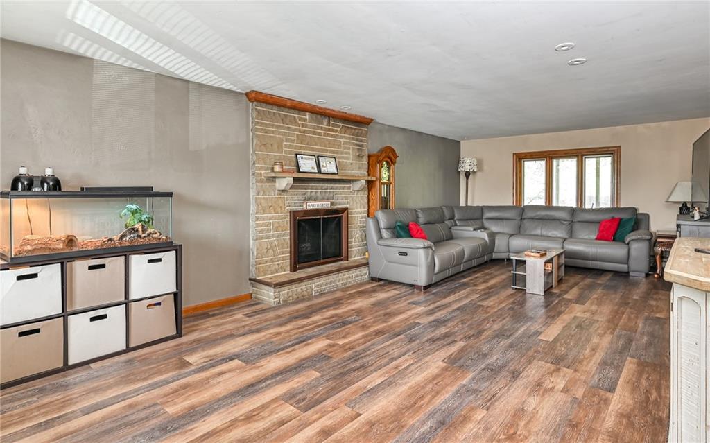 3118 Haberlein Road Gibsonia, PA 15044 - Photo 2 of 46