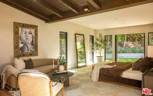 $4,495,000 | 18001 Boris Drive, Encino, CA 91316