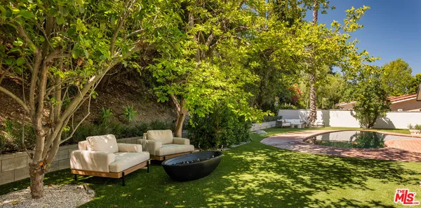 $4,495,000 | 18001 Boris Drive, Encino, CA 91316