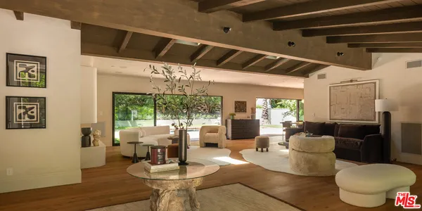 $4,495,000 | 18001 Boris Drive, Encino, CA 91316