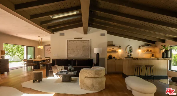 $4,495,000 | 18001 Boris Drive, Encino, CA 91316