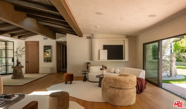 $4,495,000 | 18001 Boris Drive, Encino, CA 91316