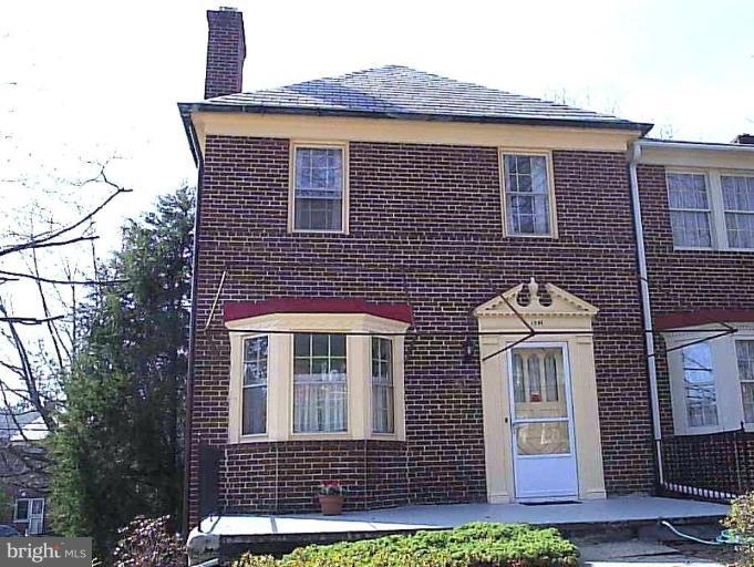 1541 Ralworth Road Baltimore, MD 21218 - Photo 7 of 24 Close Up of Front Exterior