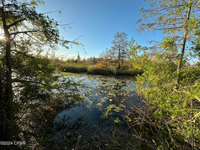 $89,900 | 9203 Lake Forest Drive, Youngstown, FL 32466