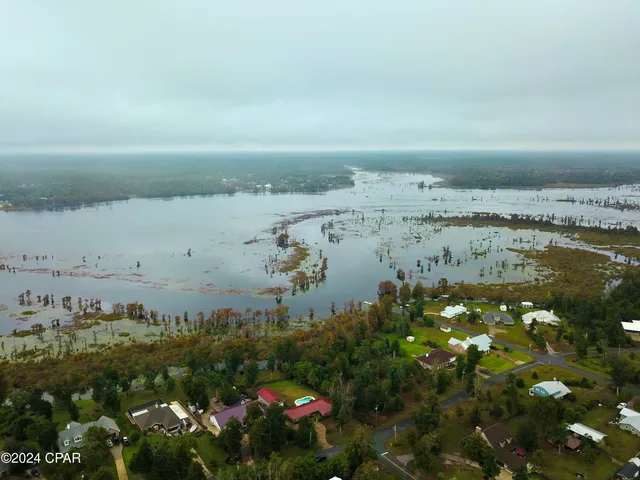 $89,900 | 9203 Lake Forest Drive, Youngstown, FL 32466