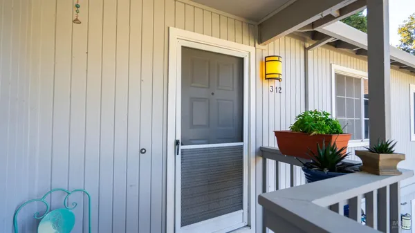 $420,000 | 312 Blanchard Lane, Benicia, CA 94510
