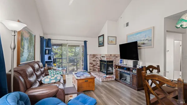 $420,000 | 312 Blanchard Lane, Benicia, CA 94510