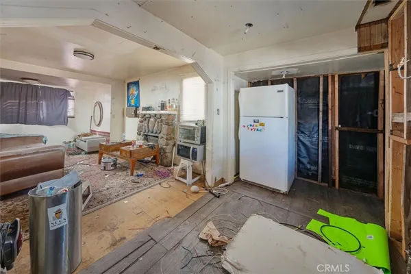 $996,000 | 10448 Mountair Avenue, Tujunga, CA 91042