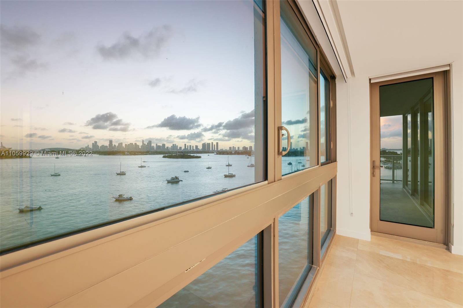 1504 Bay Road, Unit N0915 Miami Beach, FL 33139 - Photo 25 of 94