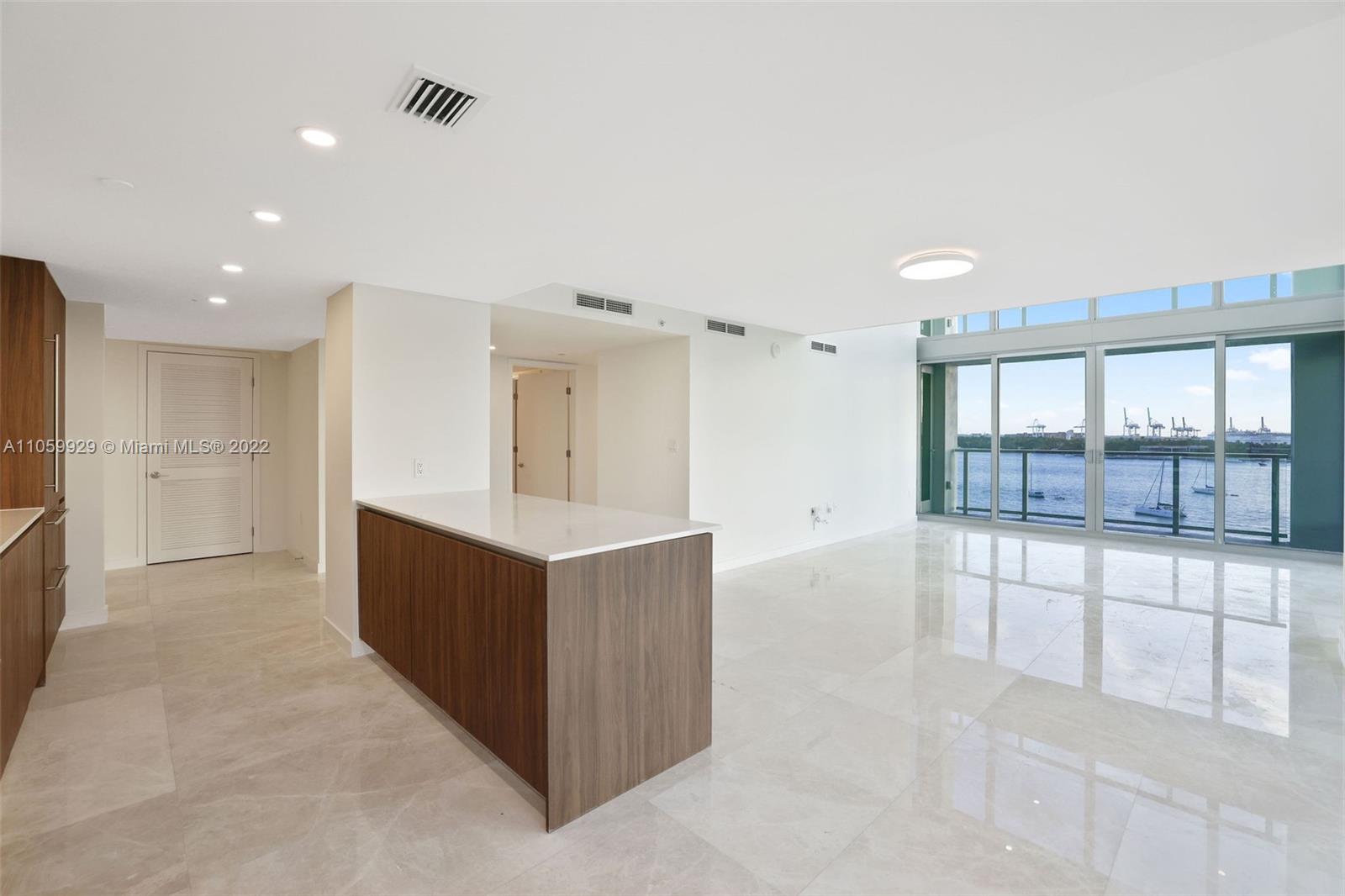 1504 Bay Road, Unit N0915 Miami Beach, FL 33139 - Photo 8 of 94