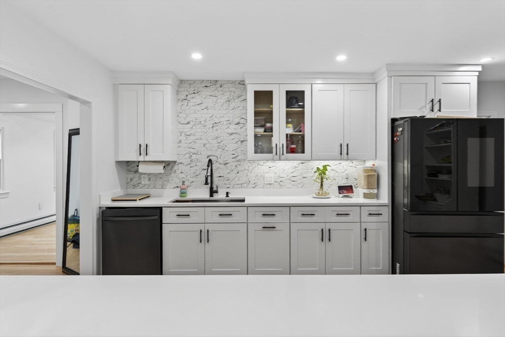 52 High Street Hudson, MA 01749 - Photo 6 of 31 Gallery Image 6