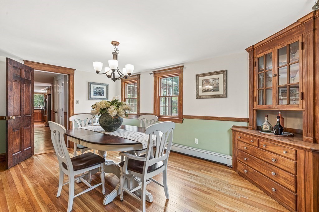 138 Chestnut Street North Reading, MA 01864 - Photo 16 of 34