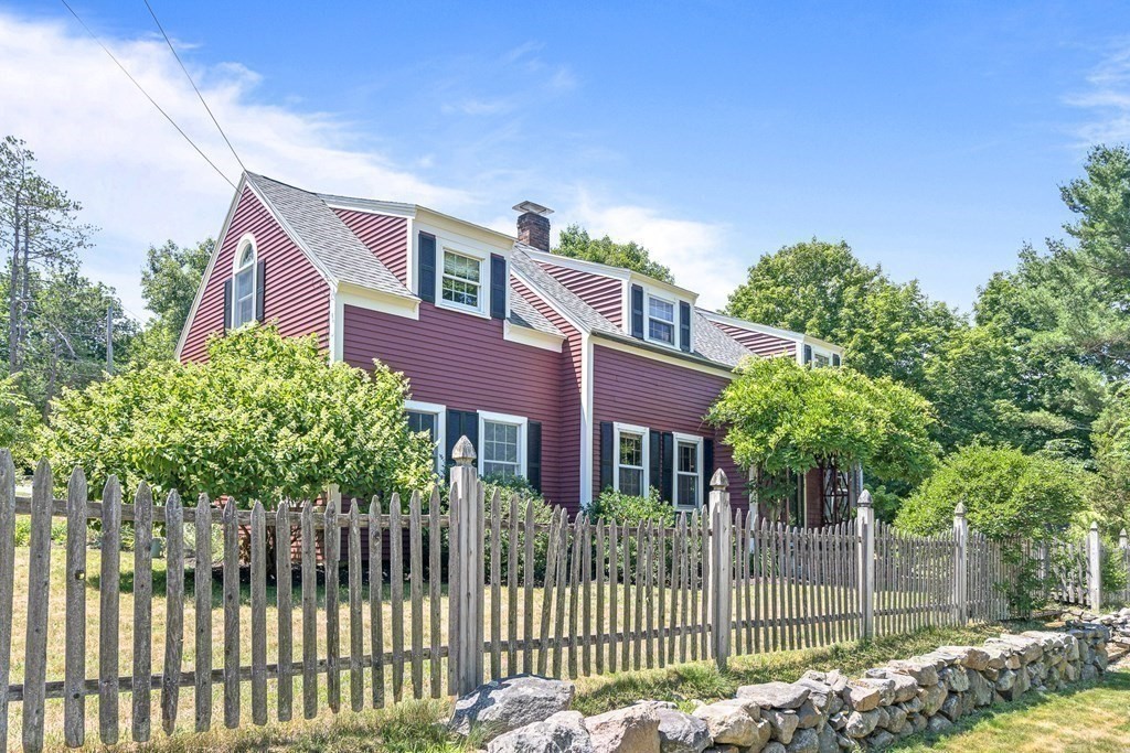138 Chestnut Street North Reading, MA 01864 - Photo 30 of 34