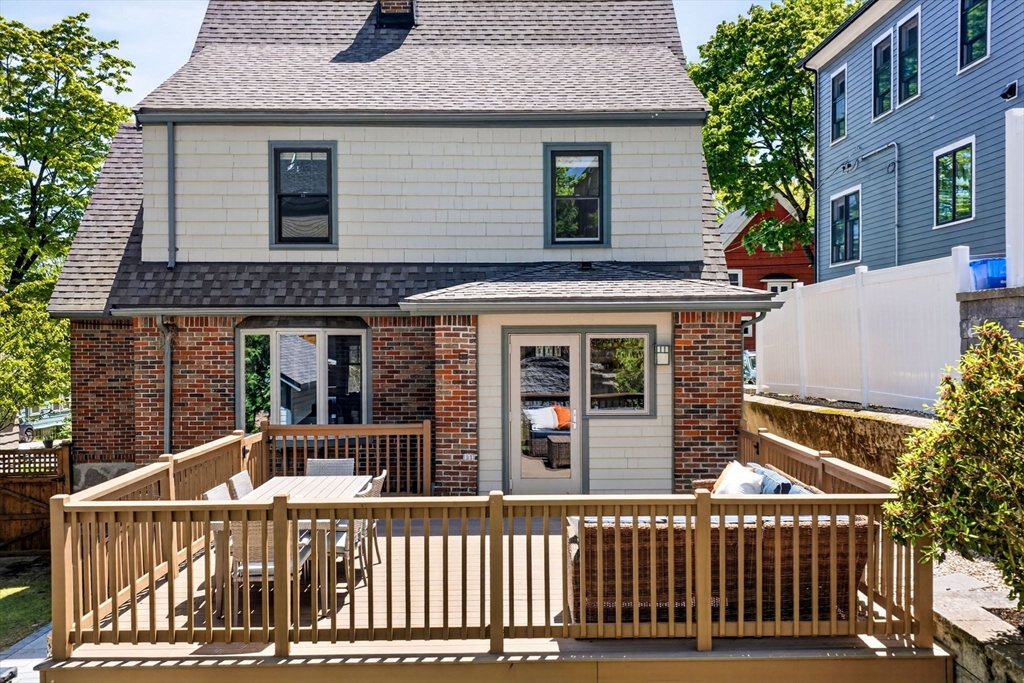40 Arborough Road Boston, MA 02131 - Photo 28 of 36
