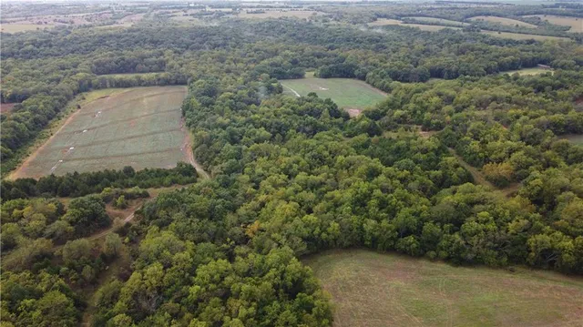 $440,000 | 0 West 1800th Road, Parker, KS 66072