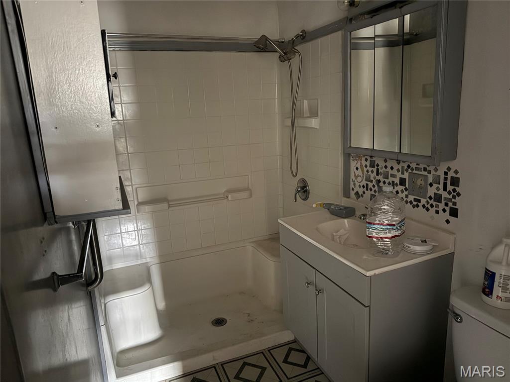 11 B Lane Herrin, IL 62948 - Photo 9 of 13