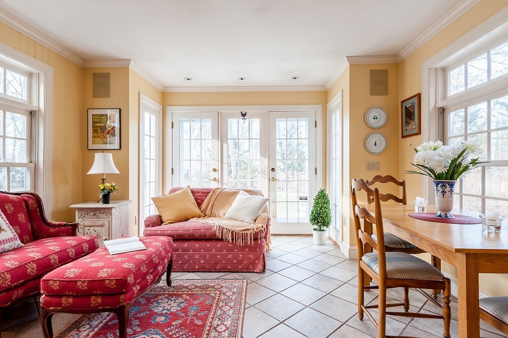 1 Bennett Road Wayland, MA 01778 - Photo 6 of 13