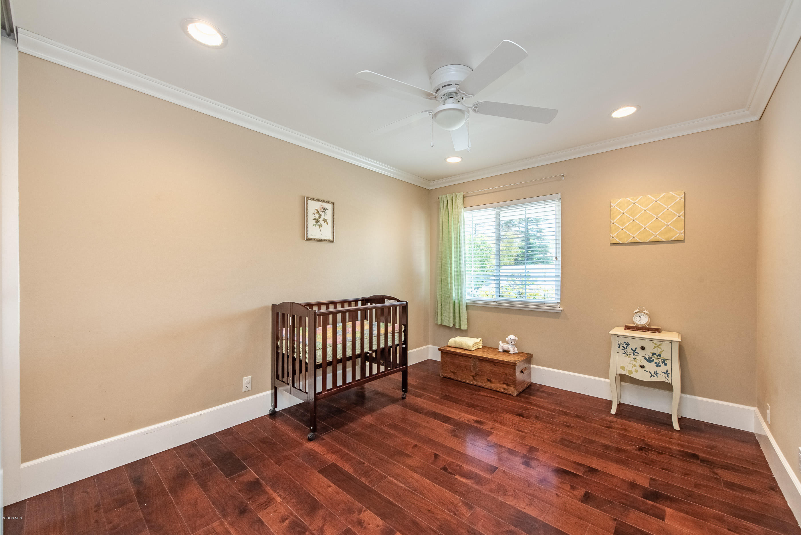 665 Azalea Street Thousand Oaks, CA 91360 - Photo 21 of 52 a view of a livingroom with wooden floor and a window