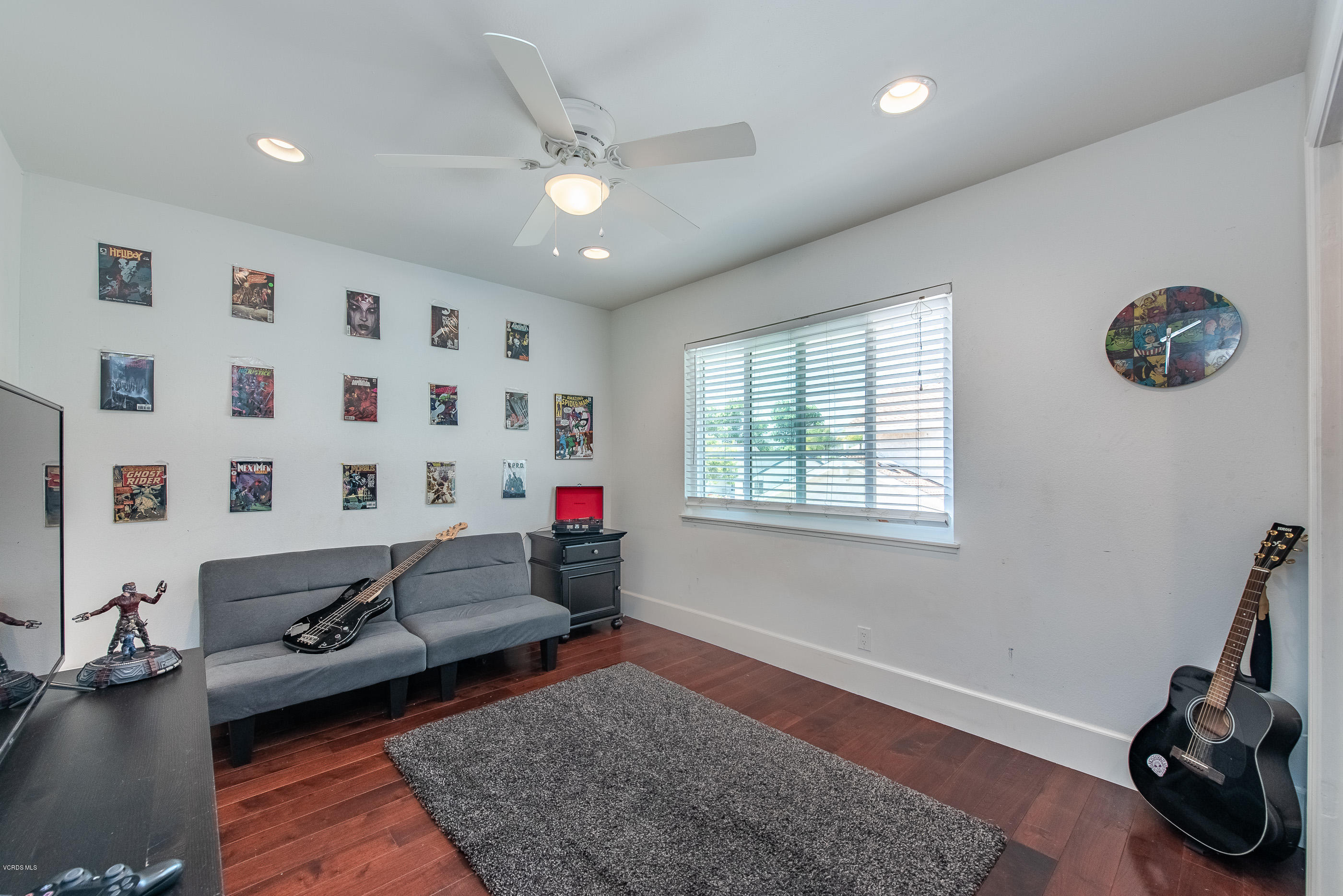 665 Azalea Street Thousand Oaks, CA 91360 - Photo 22 of 52 a living room with furniture and a window
