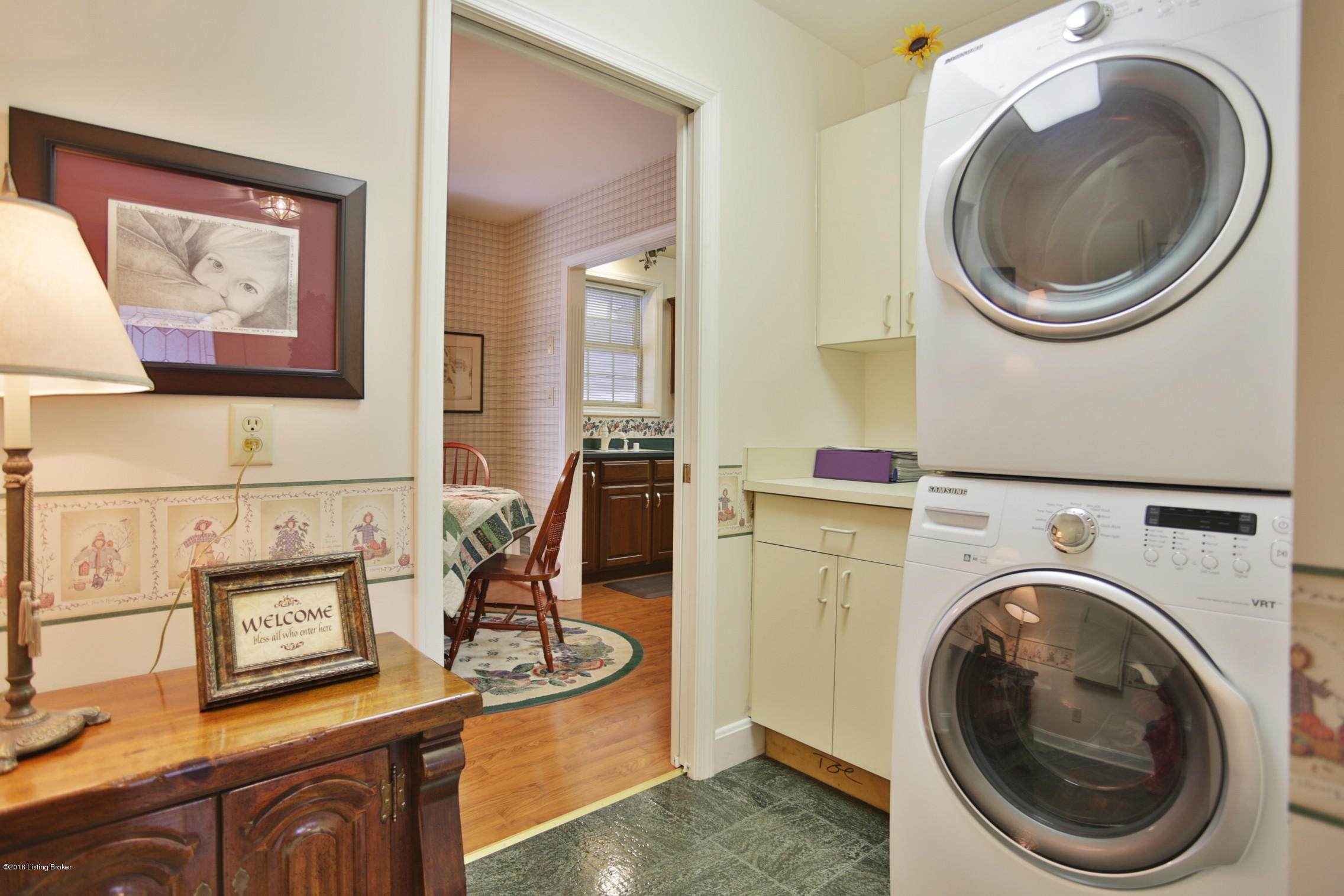 3233 Cross Bill Road Louisville, KY 40213 - Photo 25 of 44 20