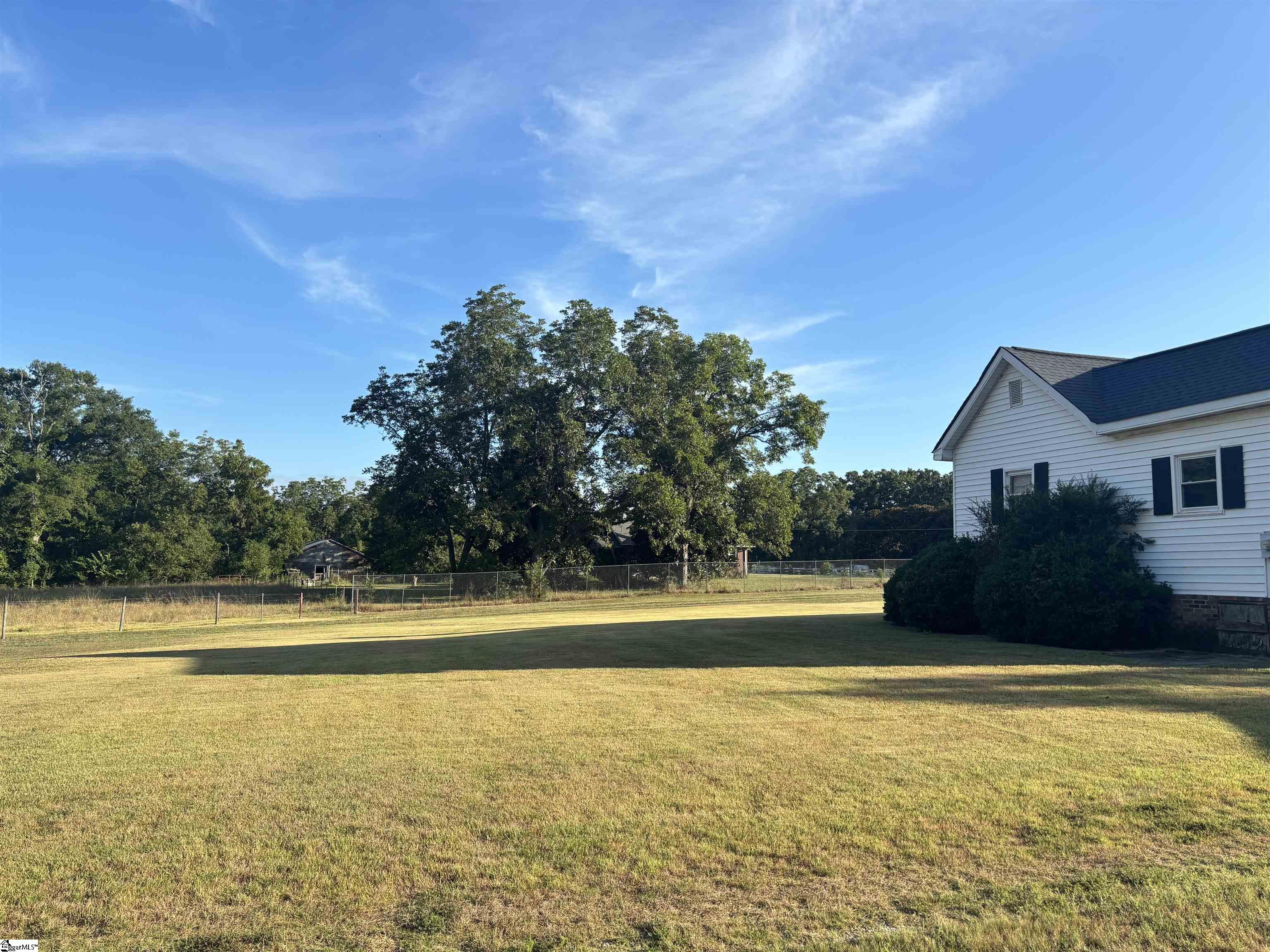 1609 Holliday Dam Road Belton, SC 29627 - Photo 6 of 50 Gallery Image 6