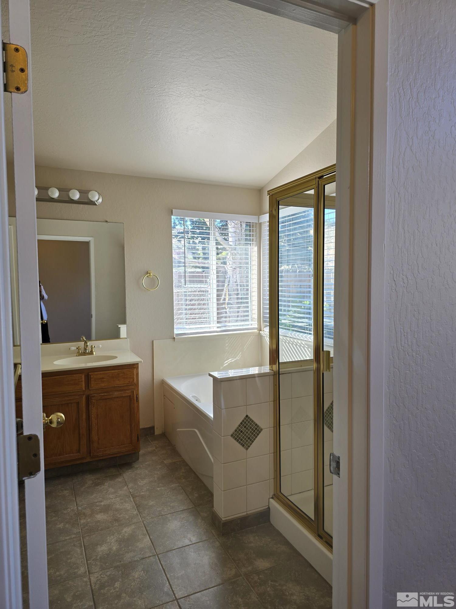 1930 Countryside Court Reno, NV 89523 - Photo 8 of 13 Photo 8