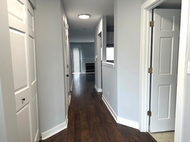 20 Stonegate Court, Unit 20 Algonquin, IL 60102 - Photo 4 of 19