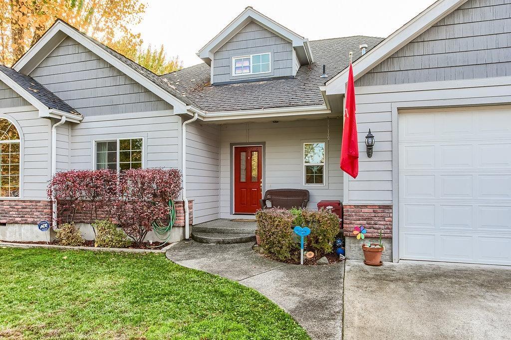 2262 Springbrook Road Medford, OR 97504 - Photo 3 of 30 Additional Photo