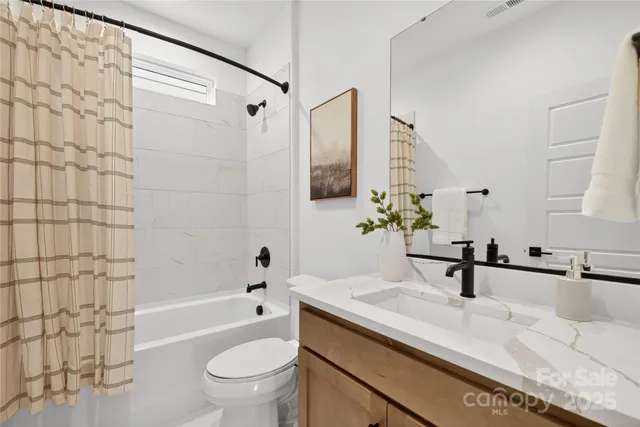 $735,000 | 15617 Northcross Drive, Huntersville, NC 28078