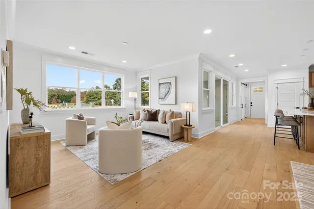 $735,000 | 15617 Northcross Drive, Huntersville, NC 28078