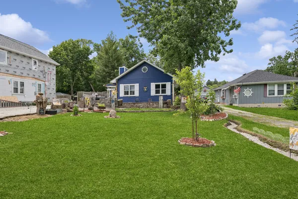 $240,000 | 26265 West Prospect Avenue, Antioch, IL 60002