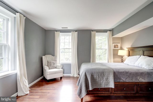 $544,018 | 3880 Rodman Street Northwest, Unit E215, Washington, DC 20016