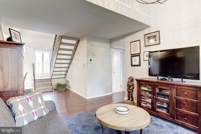 $544,018 | 3880 Rodman Street Northwest, Unit E215, Washington, DC 20016