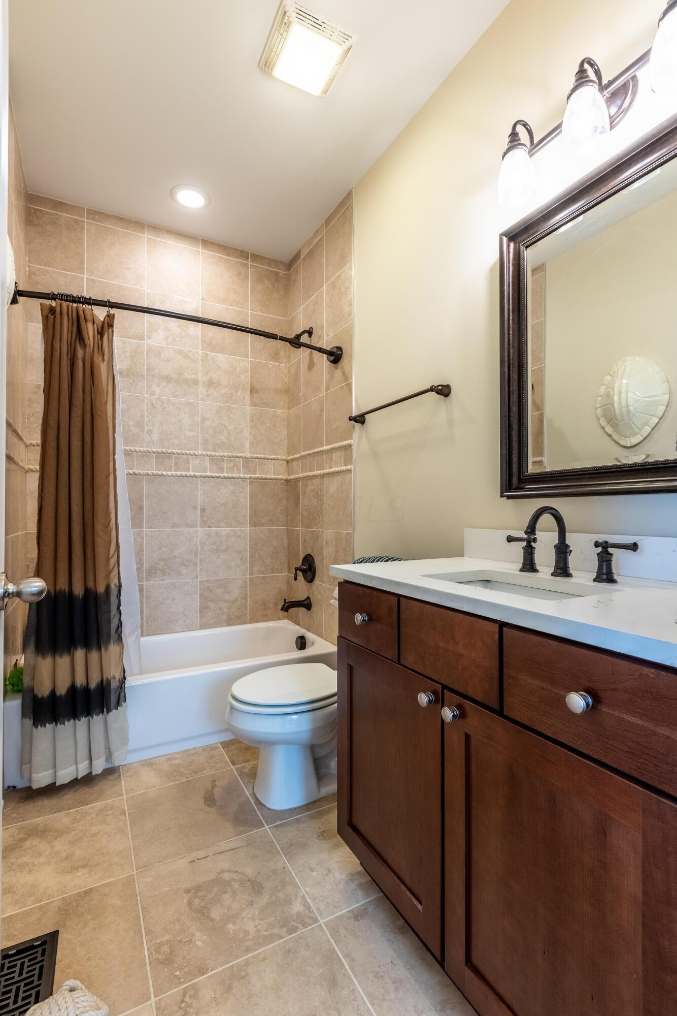 154 Punta Alley Columbus, OH 43201 - Photo 26 of 56 Bath Suite 2