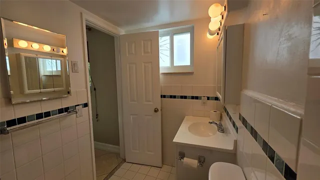 $2,250 | 253 South Cypress Road, Unit 225, Pompano Beach, FL 33060